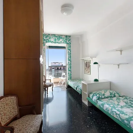 Enrica - Arenzanohost Arenzano